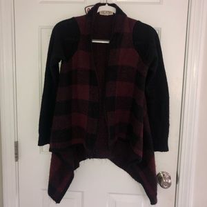 Black & Maroon Plaid Cardigan Size Small